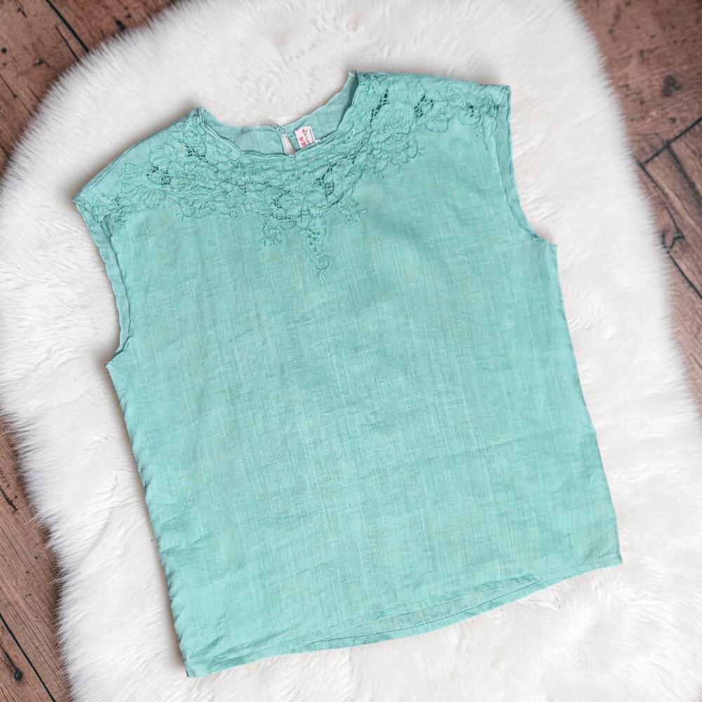 Delicate Green Linen Embroidered Vintage BUTTERCUP Blouse Top 40 M/L